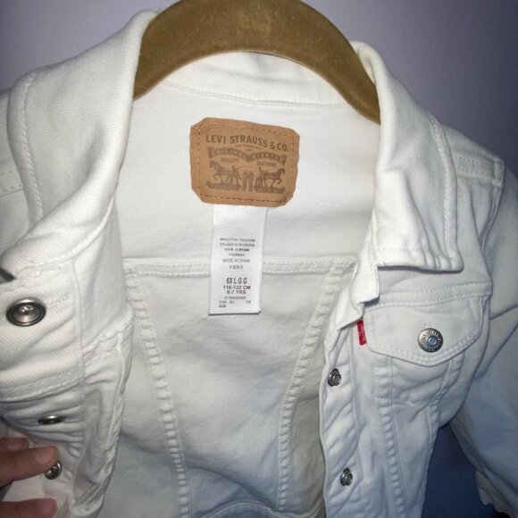 Levis Kids White Denim Jacket With Button Closure & Pockets For Girls Size 6X - Picture 3 of 7
